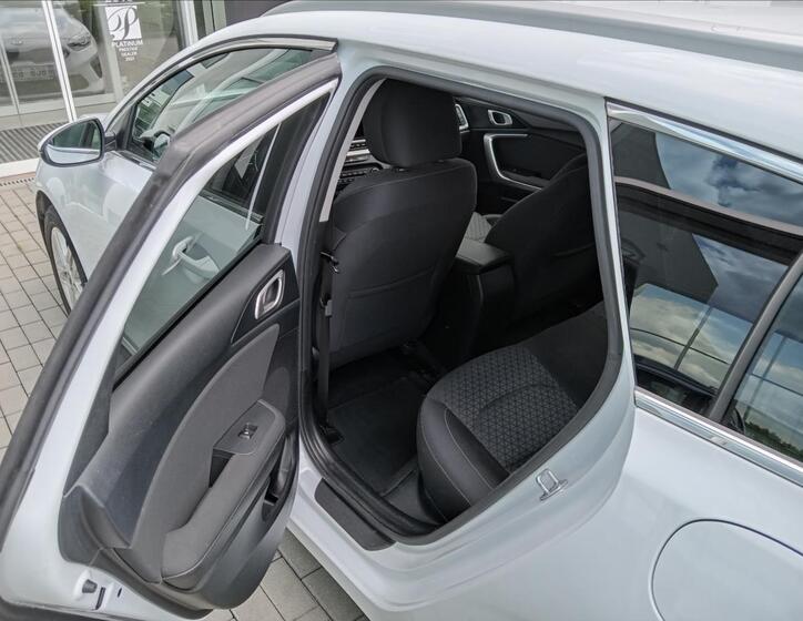 KIA Ceed 8