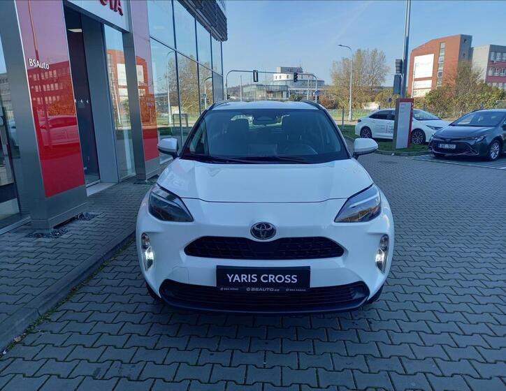 Toyota Yaris Cross 2