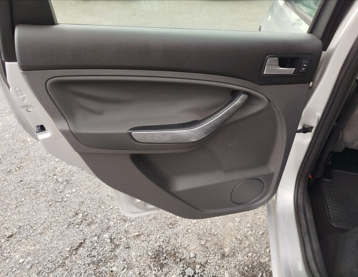 Ford C-MAX 22