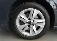 Volkswagen Golf 41