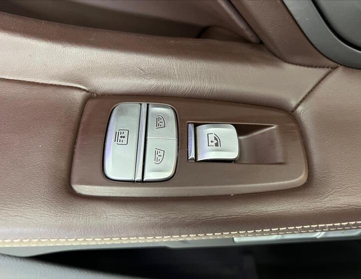 BMW Řada 7 35