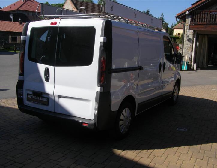 Renault Trafic 5