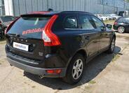 Volvo XC60 4