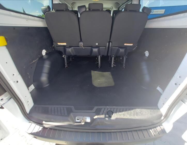 Ford Transit Custom 14