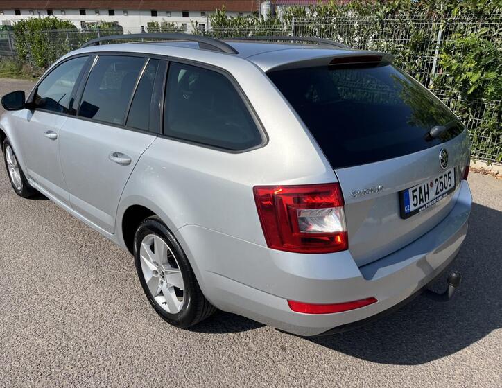 Škoda Octavia 8