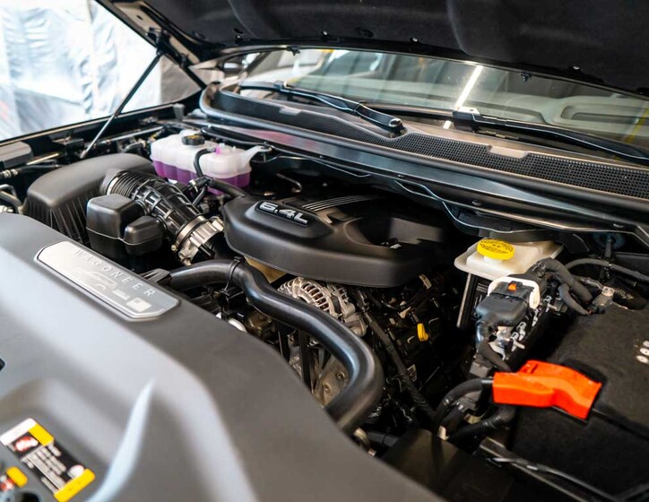 Jeep Grand Wagoneer 46