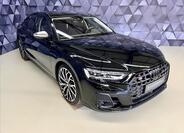 Audi S8 3
