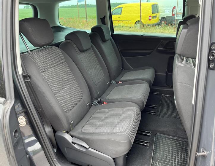 Seat Alhambra 11