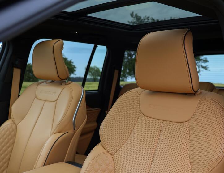 Jeep Grand Cherokee 14