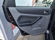 Ford Focus 16