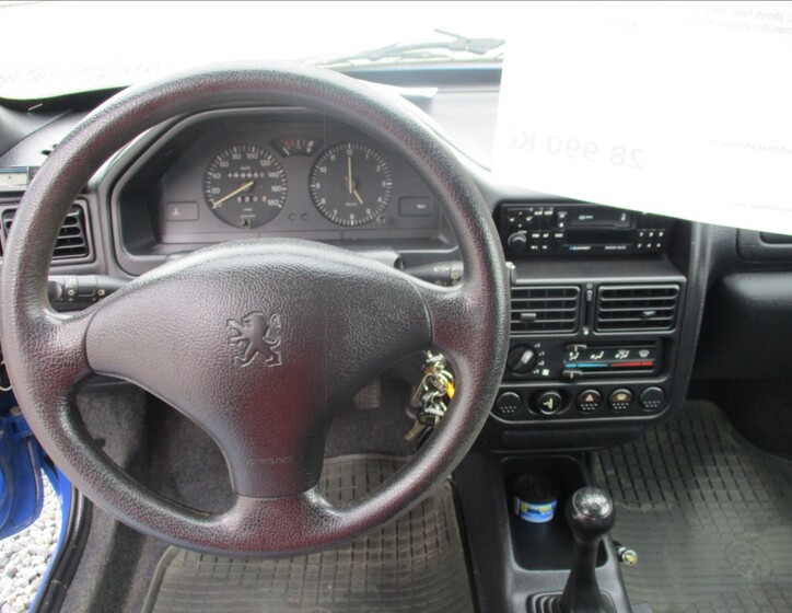 Peugeot 106 13