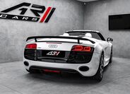 Audi R8 8