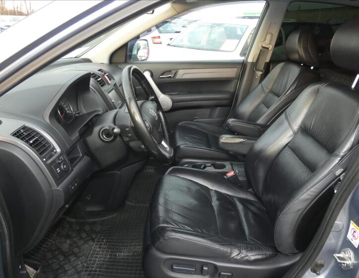 Honda CR-V 9