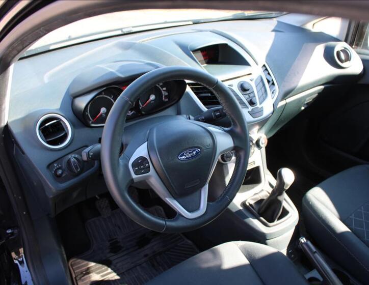 Ford Fiesta 10