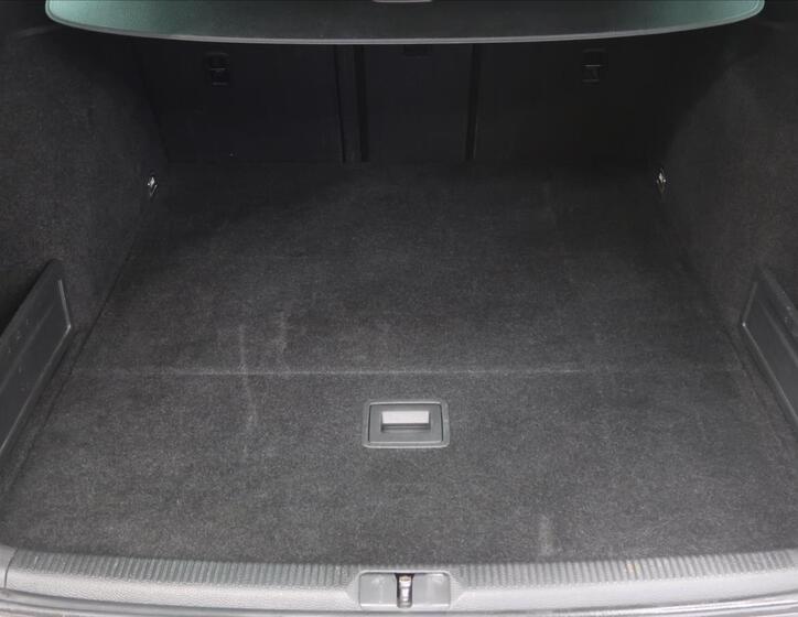 Volkswagen Passat 8