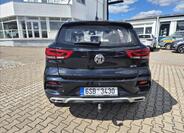 MG ZS 3