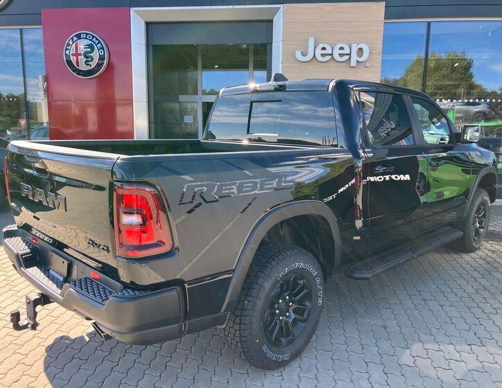 Dodge RAM 23