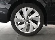 Volkswagen Golf 35