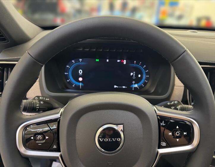 Volvo XC90 8