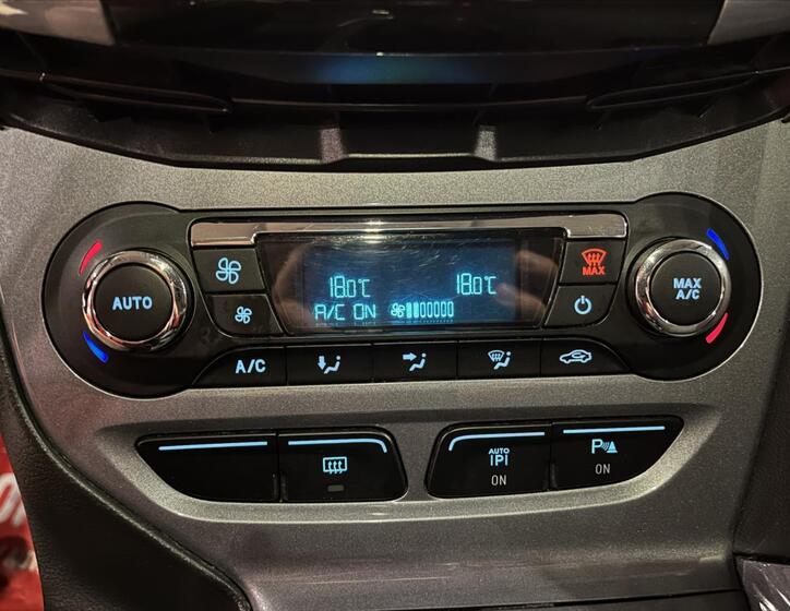 Ford Focus 16