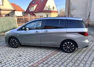 Mazda 5 8