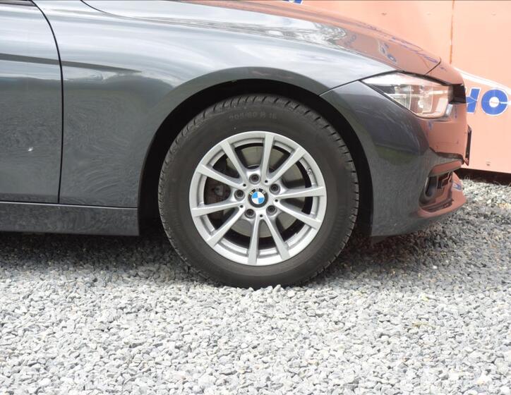 BMW Řada 3 9