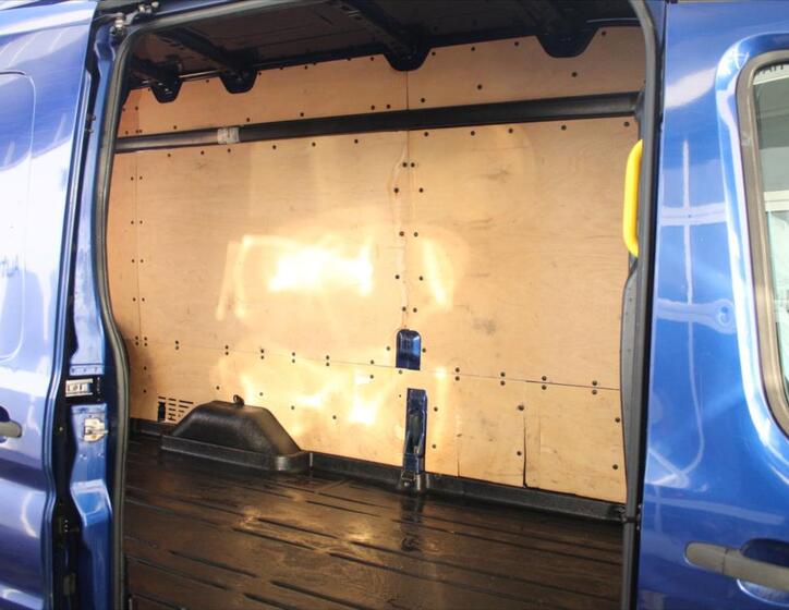 Ford Transit 14