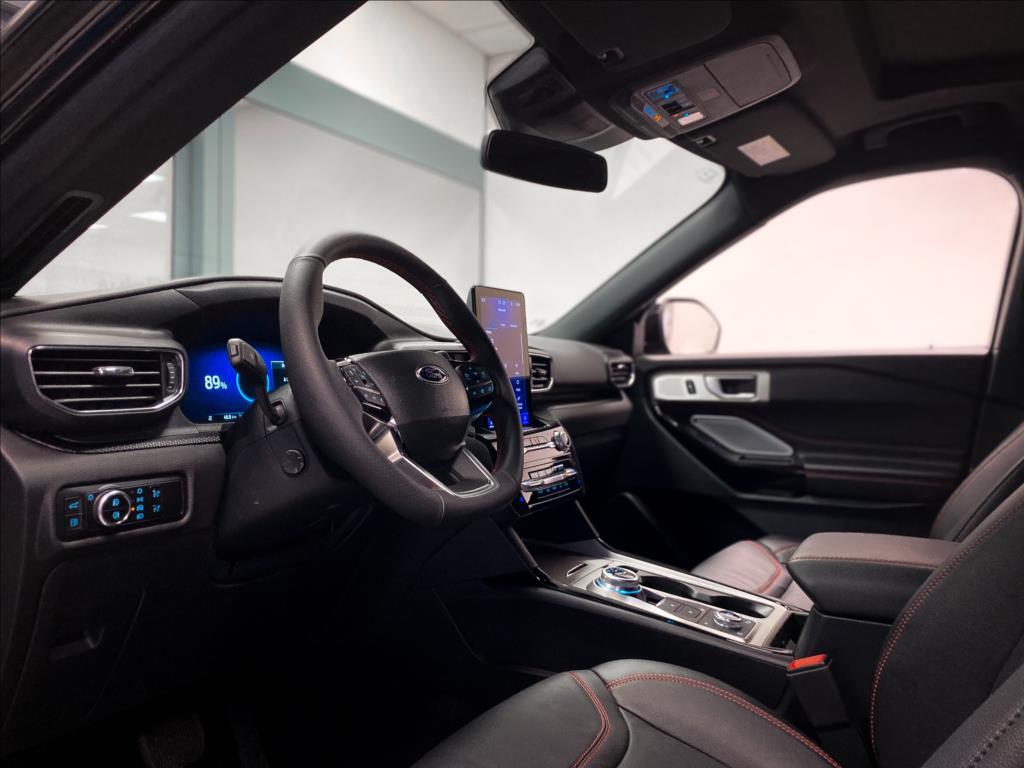 Ford Explorer 5