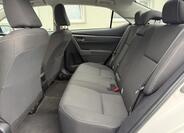Toyota Corolla 9