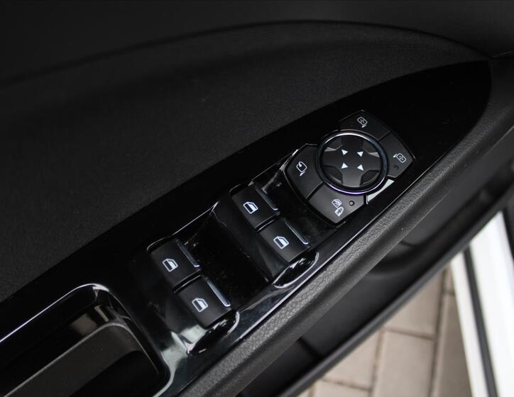 Ford Mondeo 23