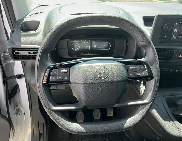 Toyota ProAce 15