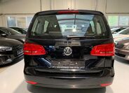 Volkswagen Touran 5