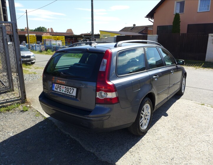 Volvo V50 6