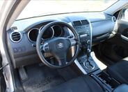 Suzuki Grand Vitara 10