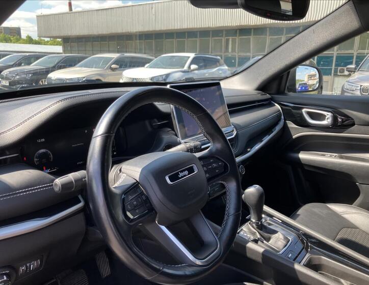 Jeep Compass 9