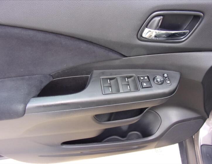 Honda CR-V 16