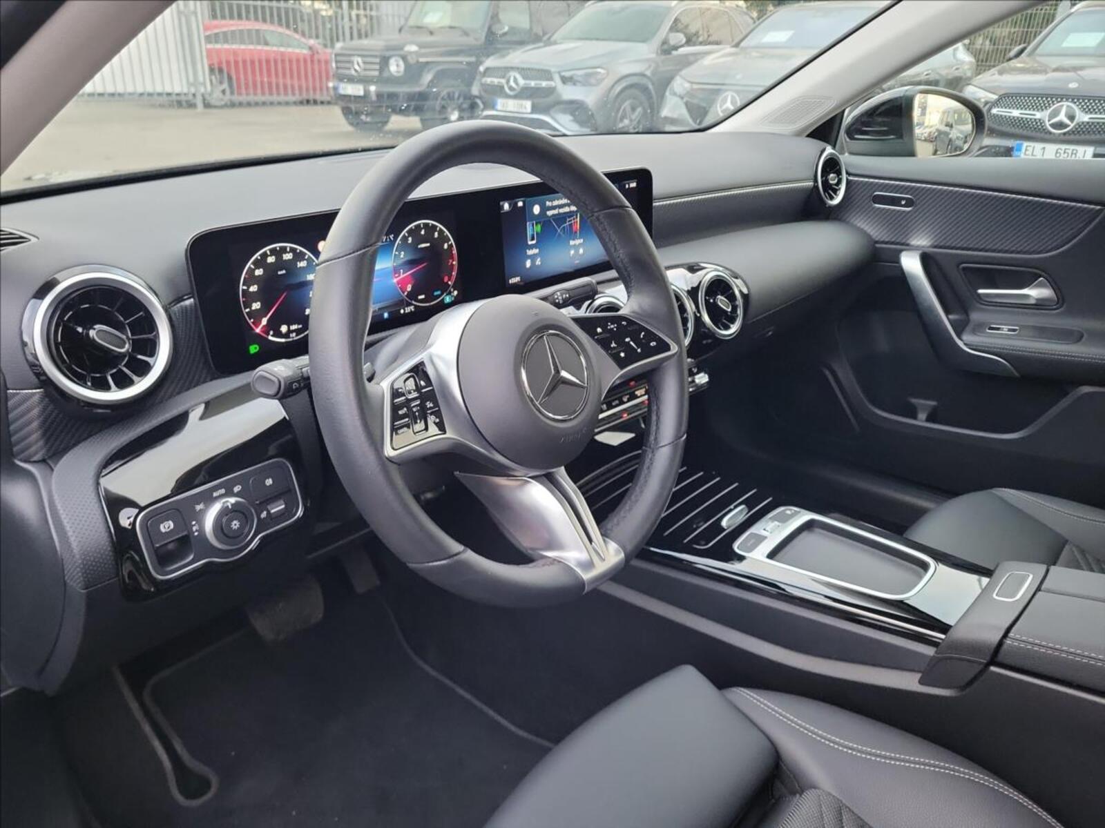 Mercedes-Benz Třídy A 9