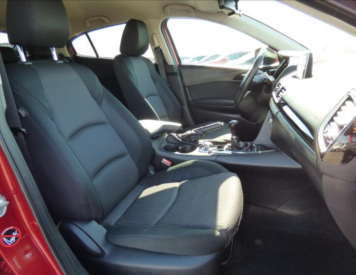 Mazda 3 49