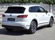 Volkswagen Touareg 6
