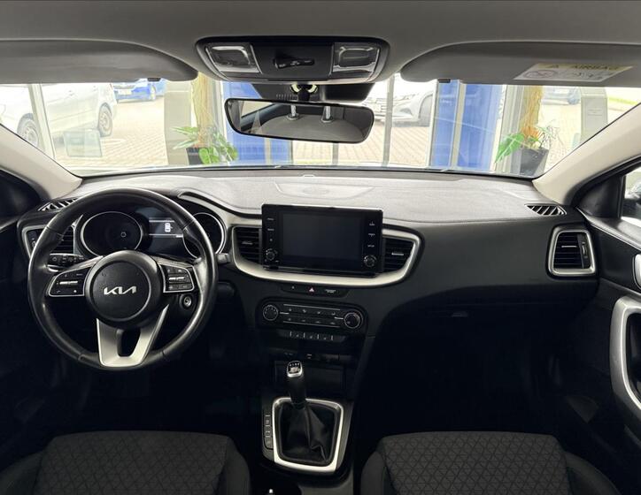 KIA Ceed 8