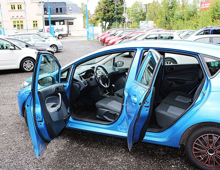 Ford Fiesta 9