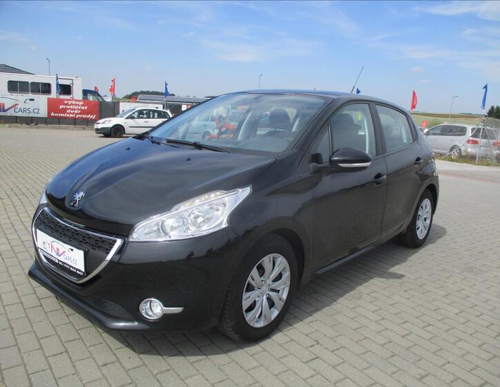 Peugeot 208 32