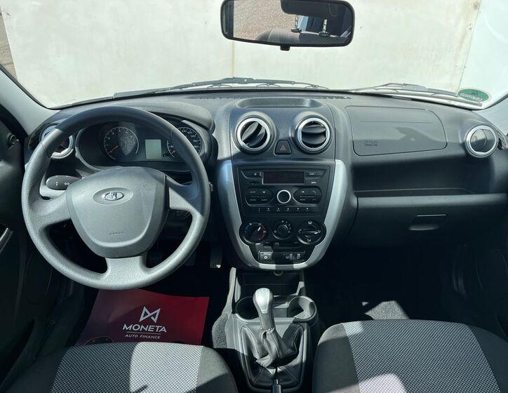 Lada Granta 5