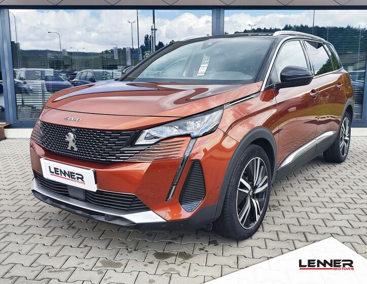 Peugeot 5008 1