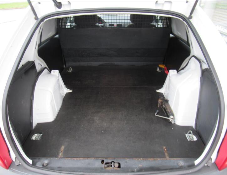 Škoda Fabia 15
