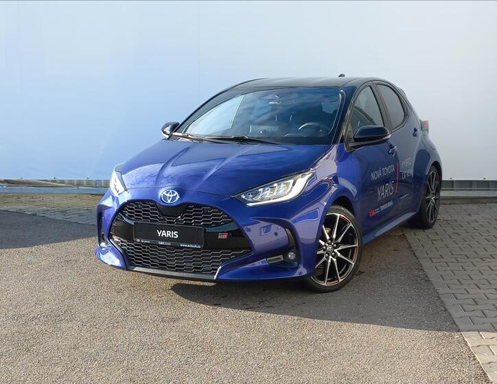 Toyota Yaris 1