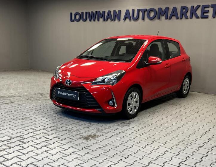 Toyota Yaris 1