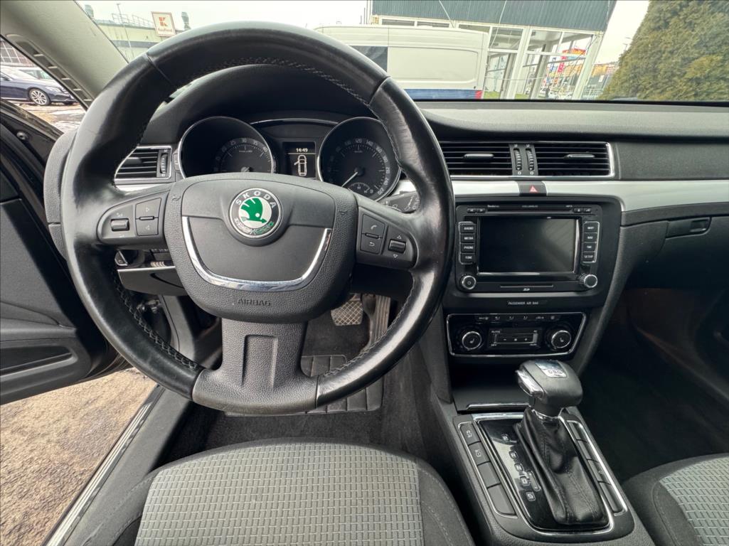 Škoda Superb