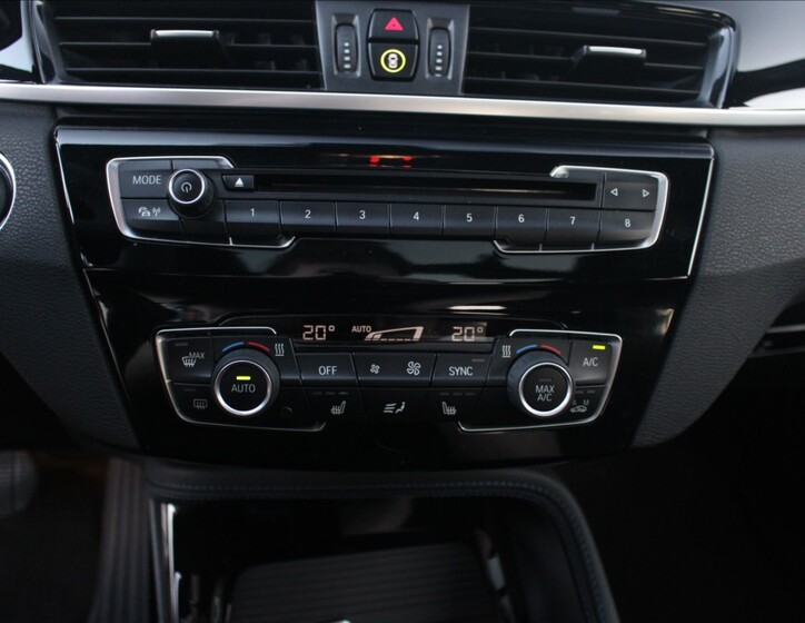 BMW X1 27
