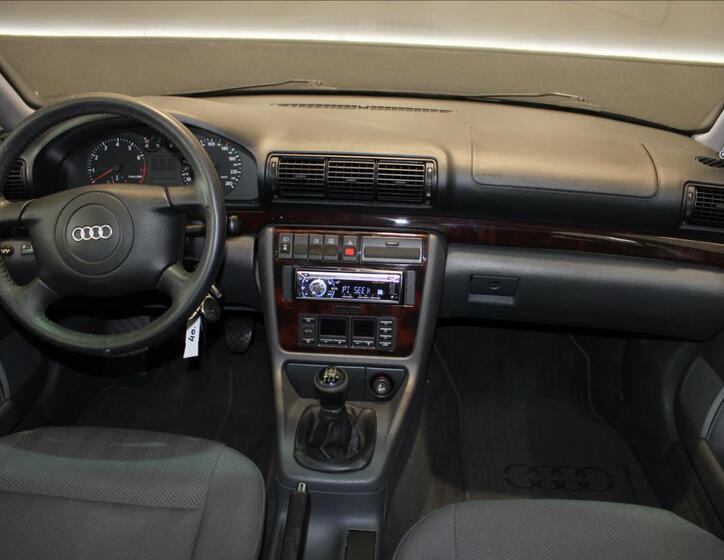 Audi A4 20